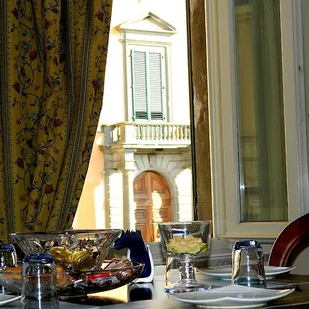 Il Campanile بيزا